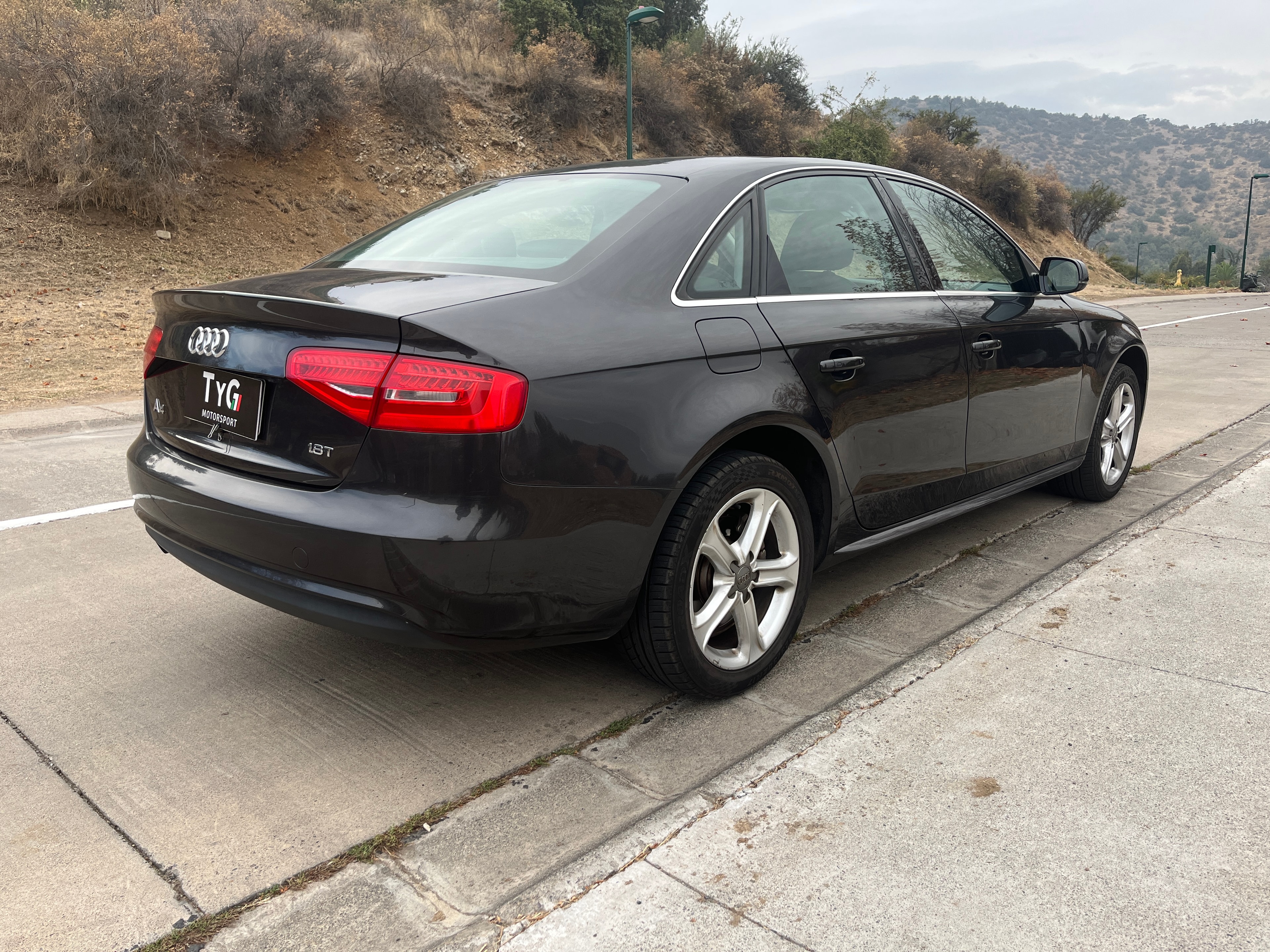 Audi A4 1.8T tfsi - 7