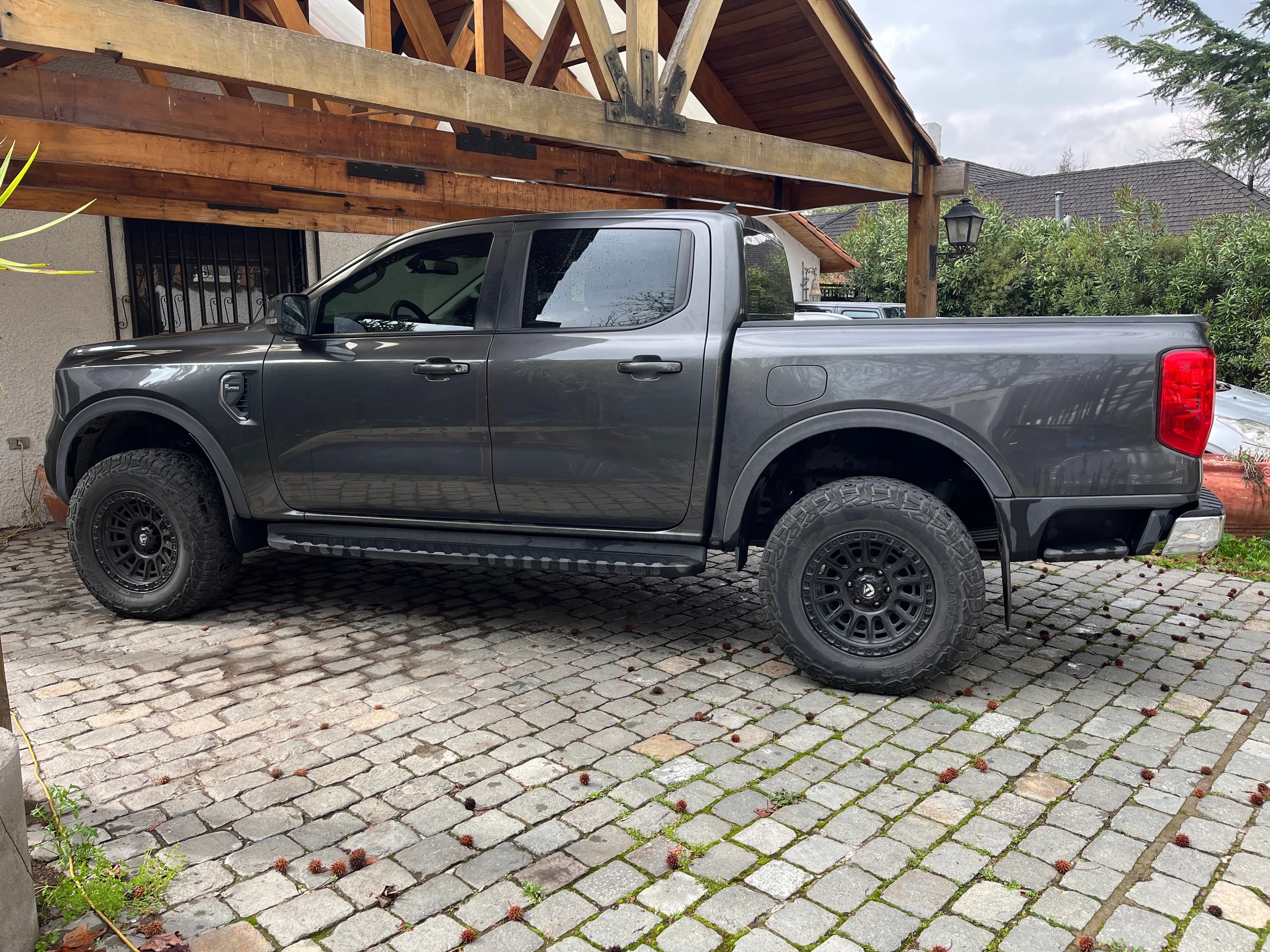 Ford Ranger XLT 4X2 - 5